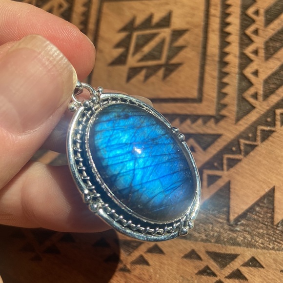 Blue Flash Labradorite 925 sterling silver pendant - Picture 4 of 9